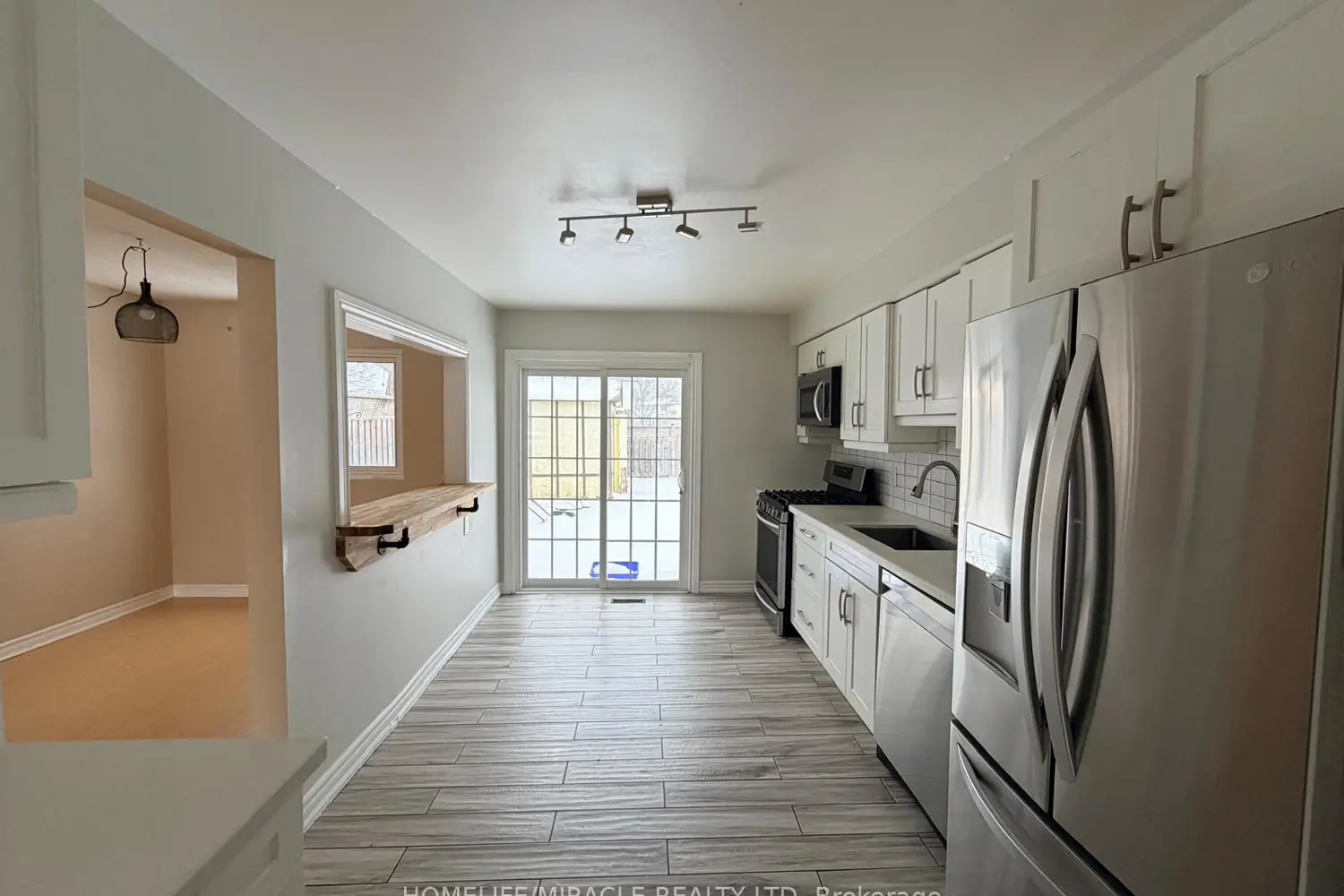 Additional image 2 of 1391 Fenelon Crescent