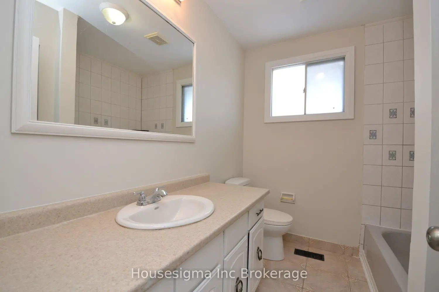 Additional image 15 of 190 Bay Street