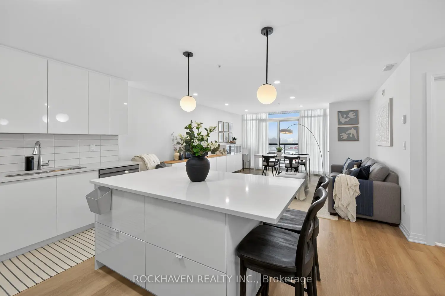 Additional image 3 of 5 Hamilton Street 503