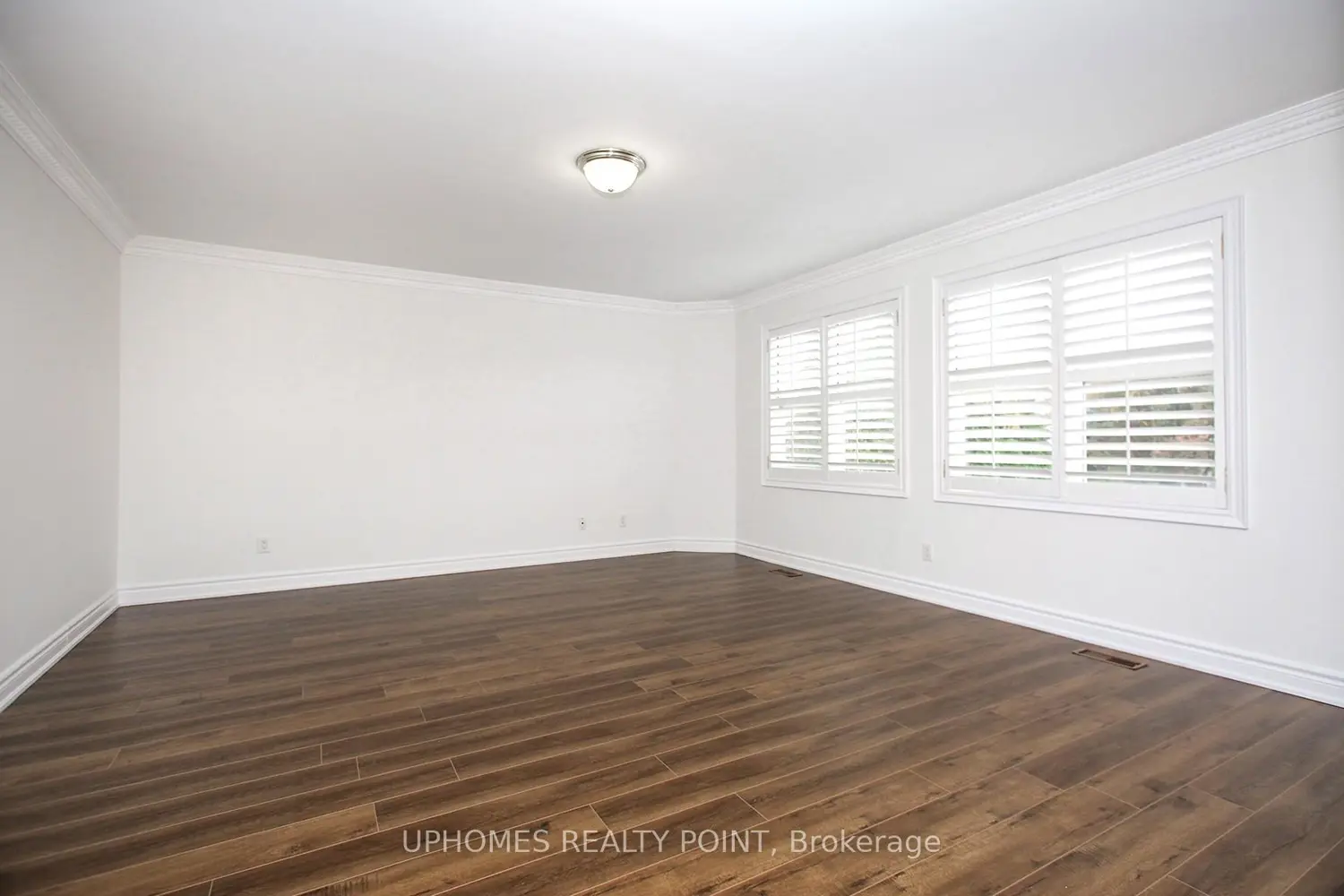 Additional image 13 of 549 Renshaw Court