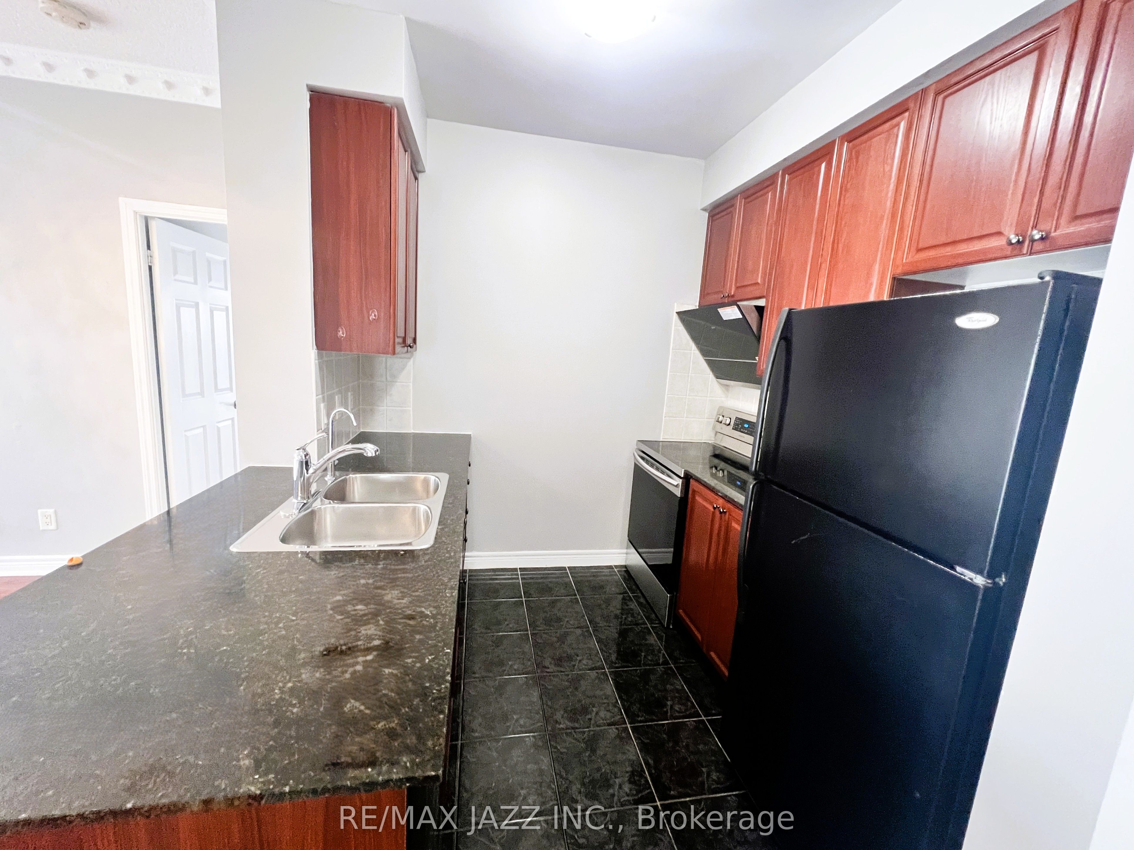 Additional image 3 of 3505-83 Borough Drive, Toronto, ON, M1P 5E4