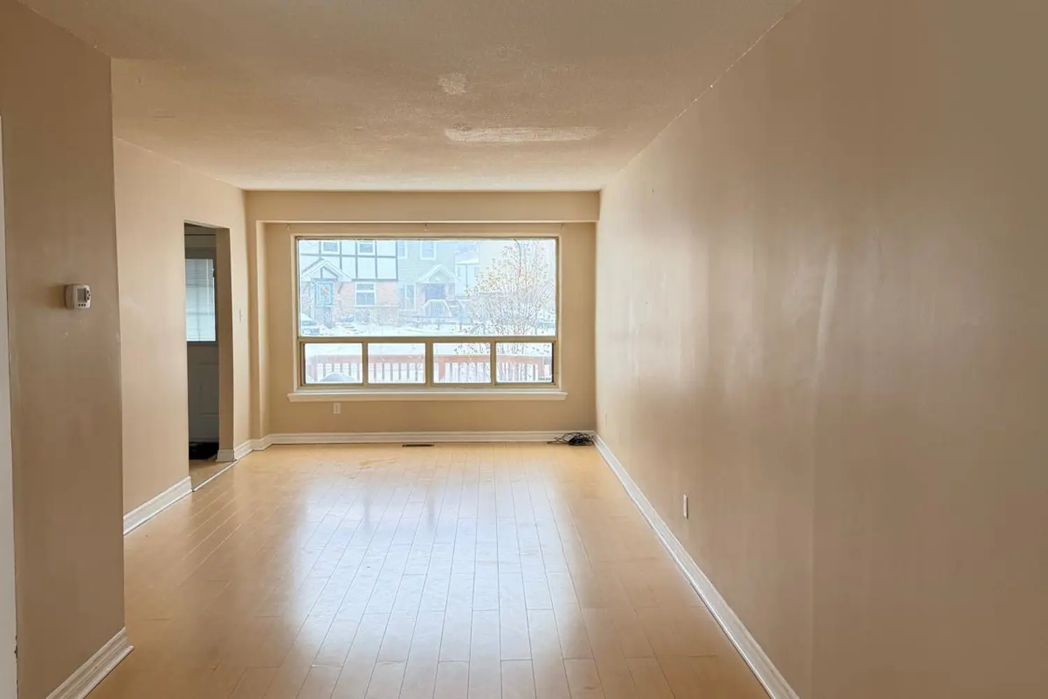 Additional image 7 of 1391 Fenelon Crescent