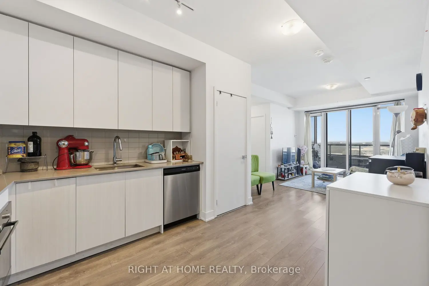 Additional image 12 of 297 Oak Walk Drive 2407