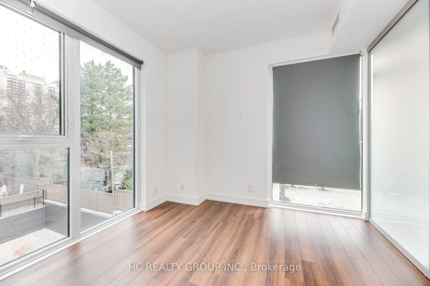 Additional image 9 of 6 Parkwood Avenue 302