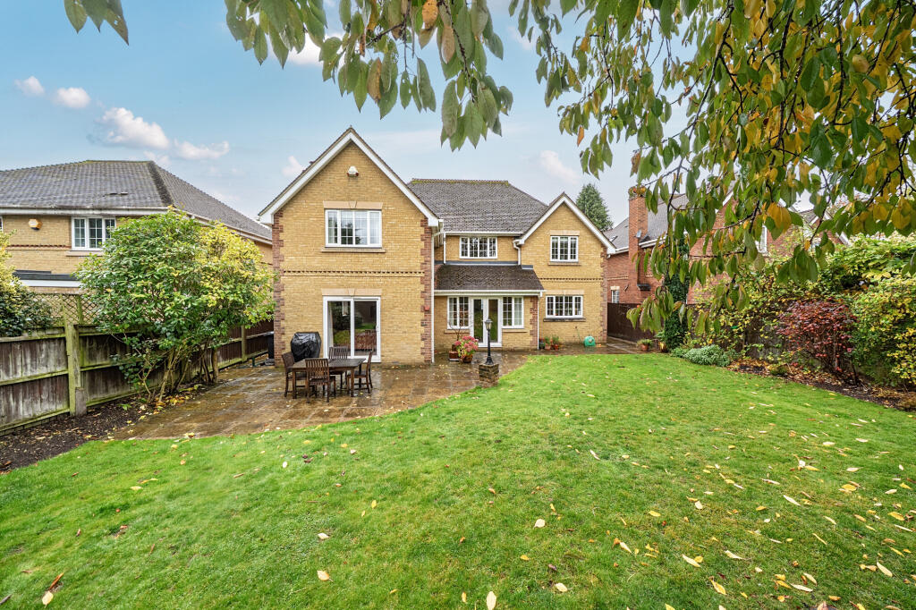 Additional image 11 of Kensington Close, St. Albans, AL1