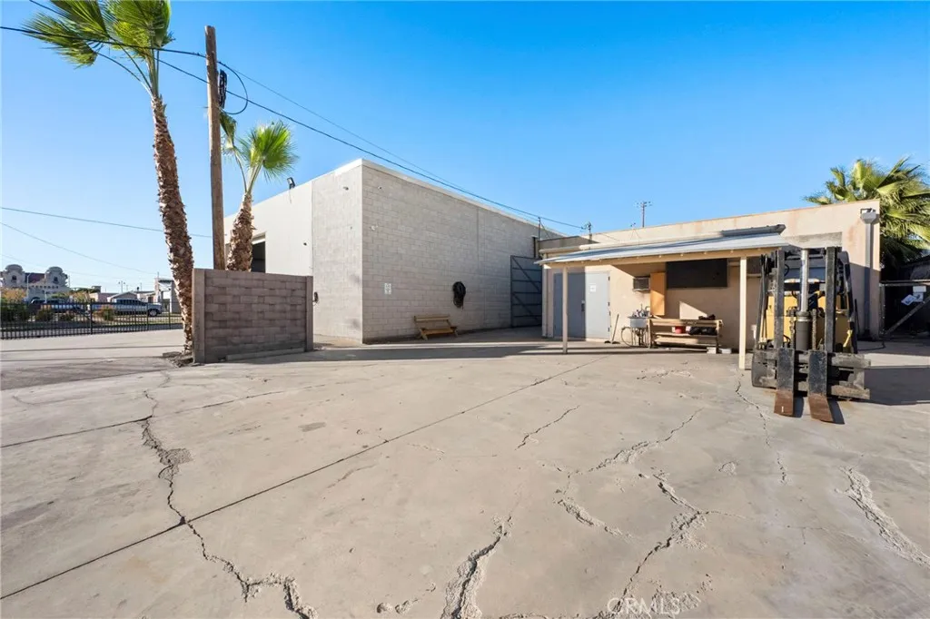 Additional image 9 of 1033 W 3rd Street, San Bernardino, CA 92410