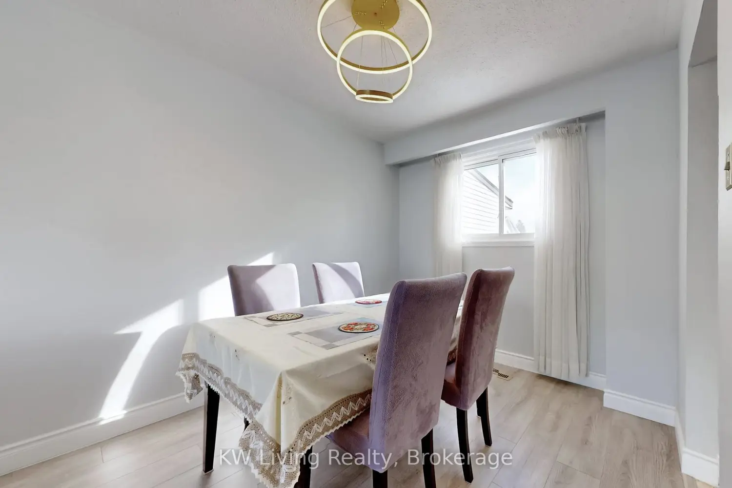 Additional image 11 of 944 Blairholm Avenue