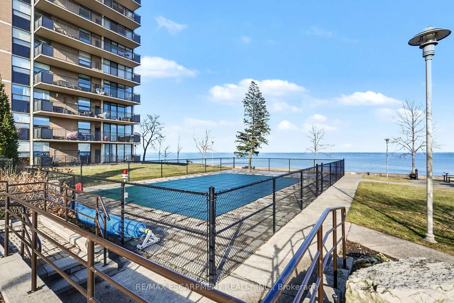 Additional image 19 of 500 Green Road 218