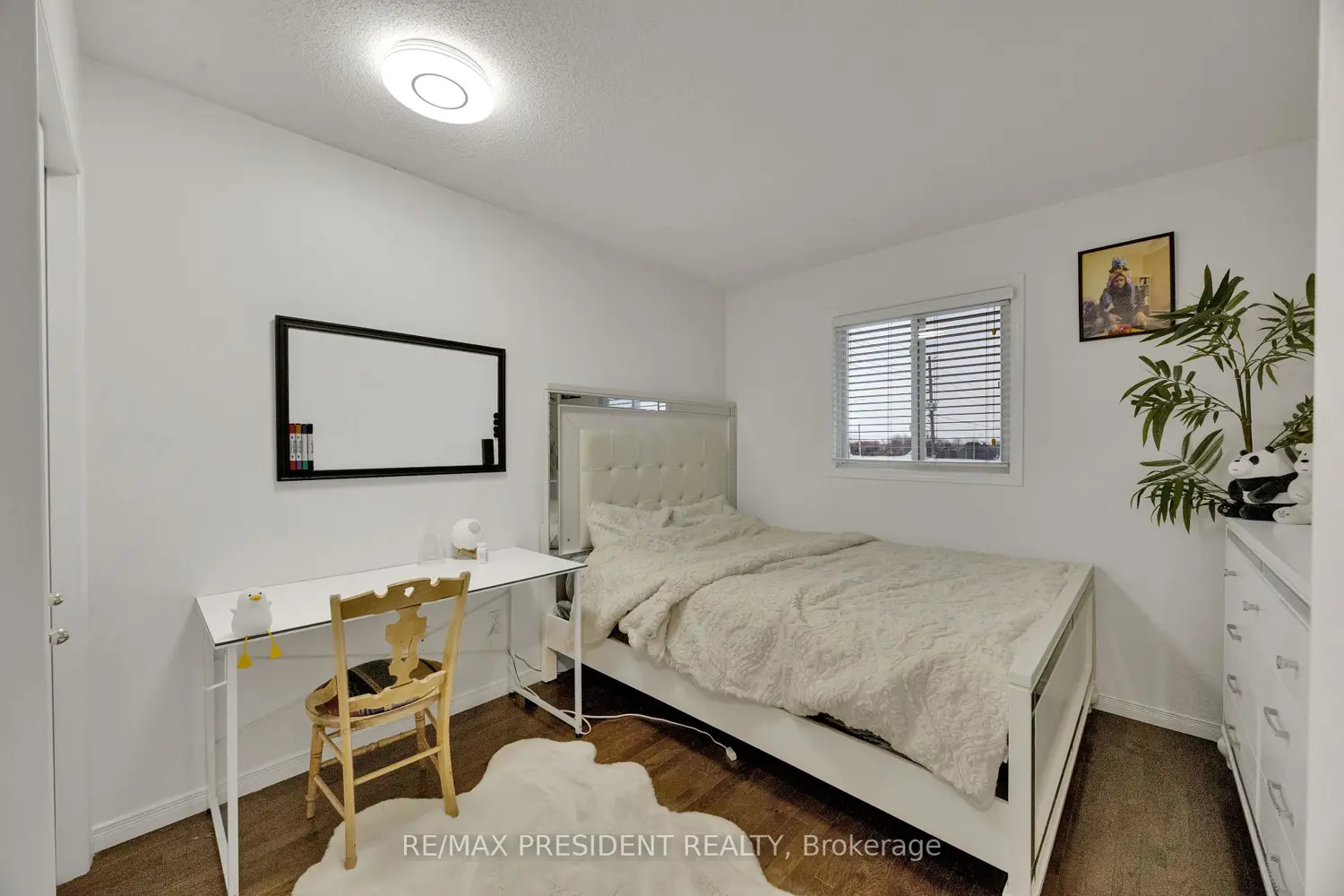 10 Chalkstone Drive 18 photo 2