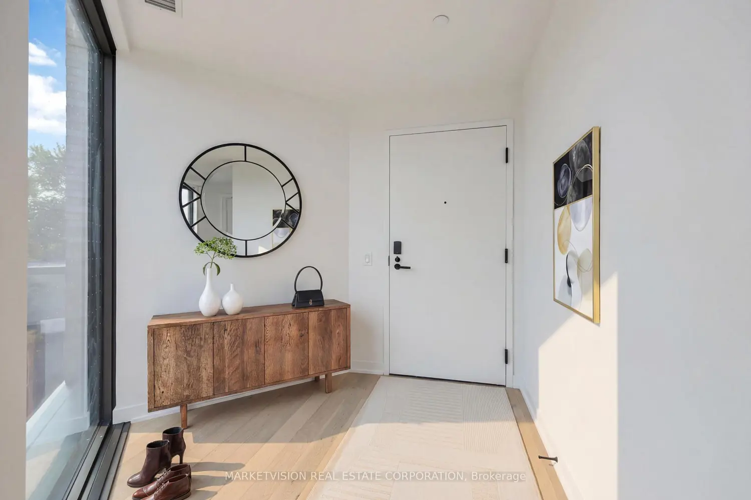 Additional image 3 of 2625 Dundas Street 414