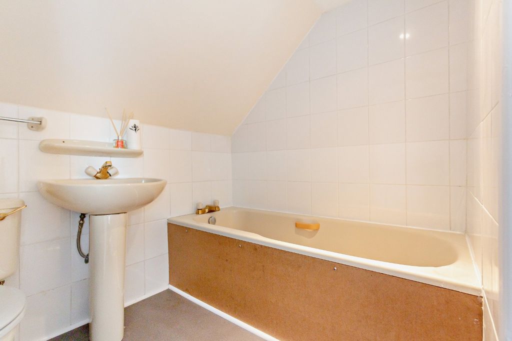 Additional image 29 of 6 bed detached house for saleHarrapool, Broadford, Isle Of Skye IV49
