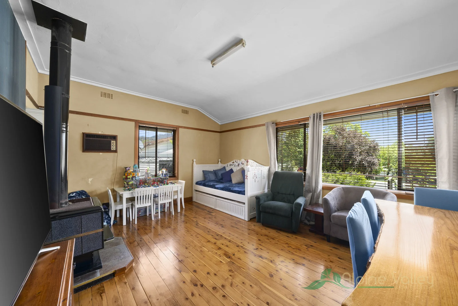 Additional image 4 of 24 Lakeside Avenue, Mount Beauty VIC 3699