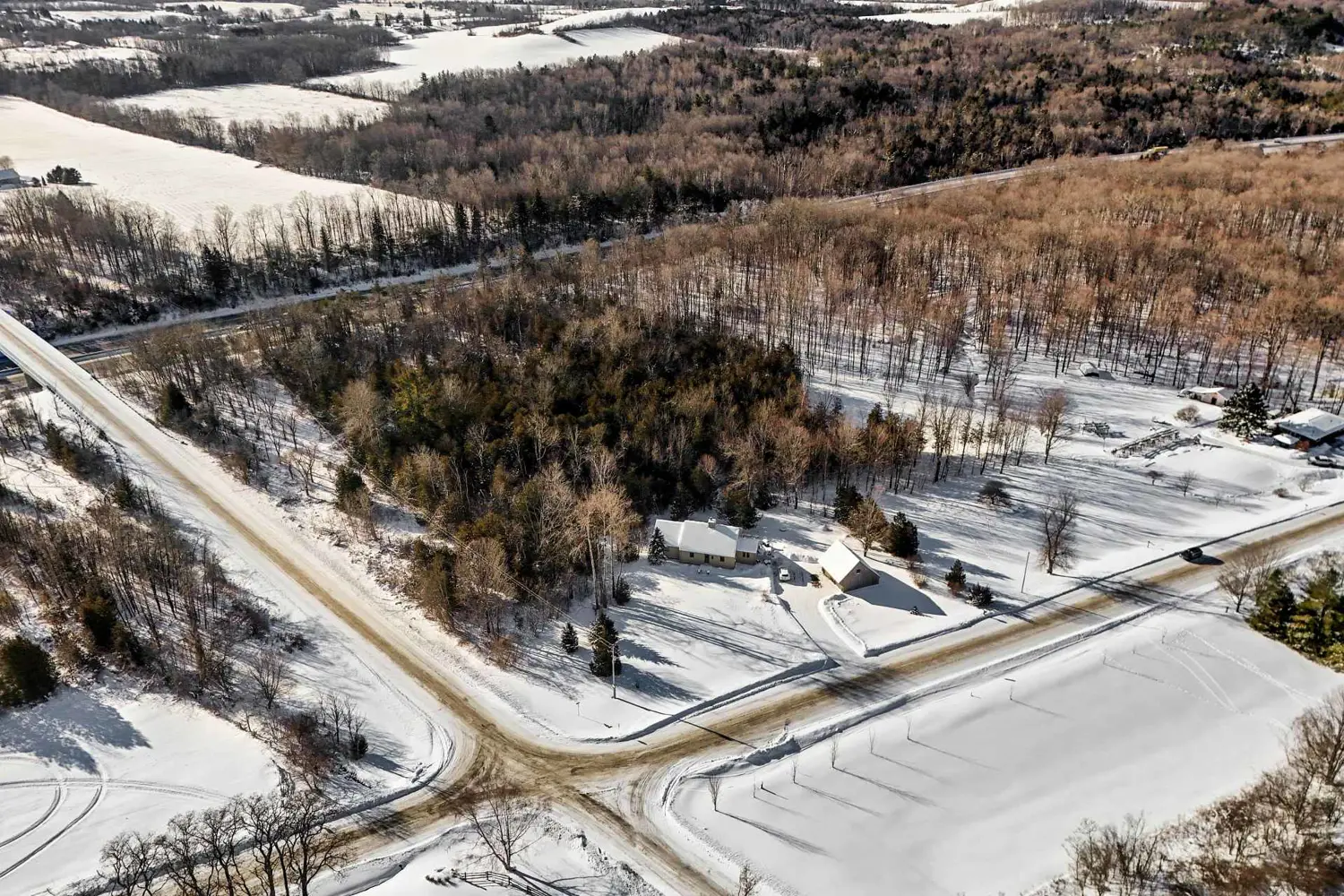 426 Gully Road photo 2