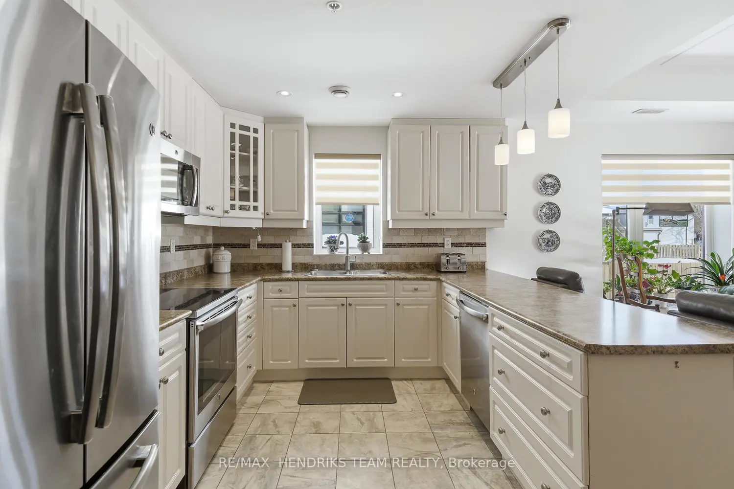 16 Sullivan Avenue 109 photo 3