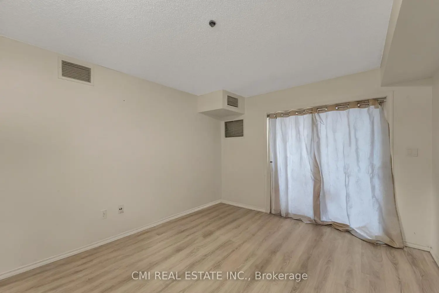 Additional image 14 of 5225 Finch Avenue 203