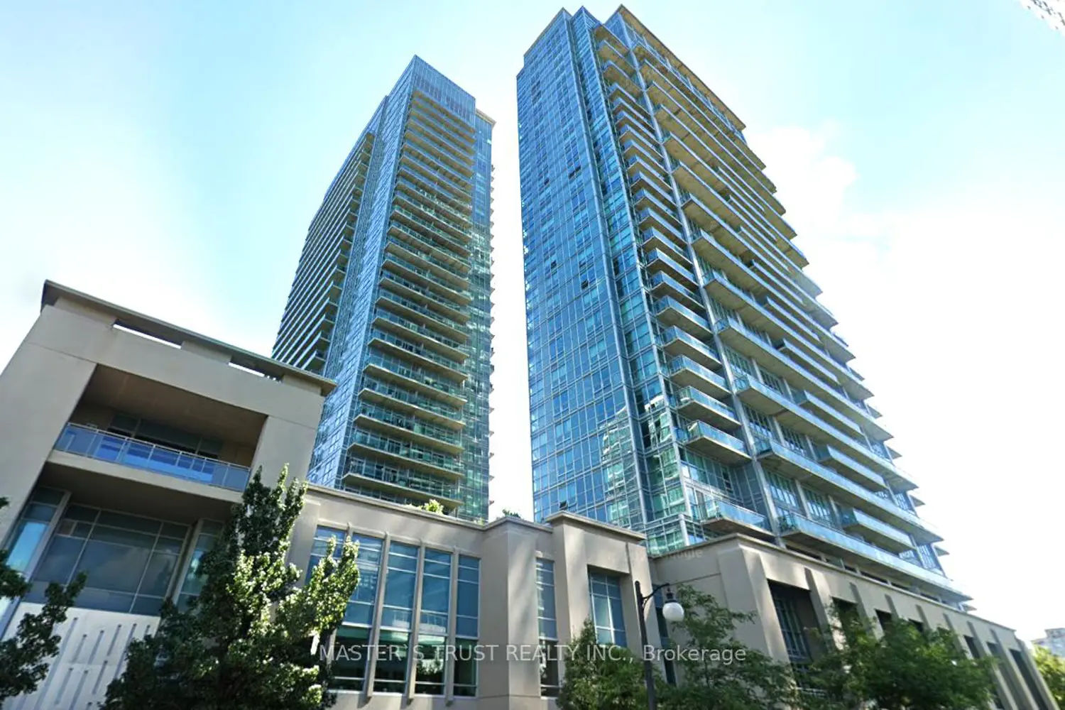 165 Legion Road 1025