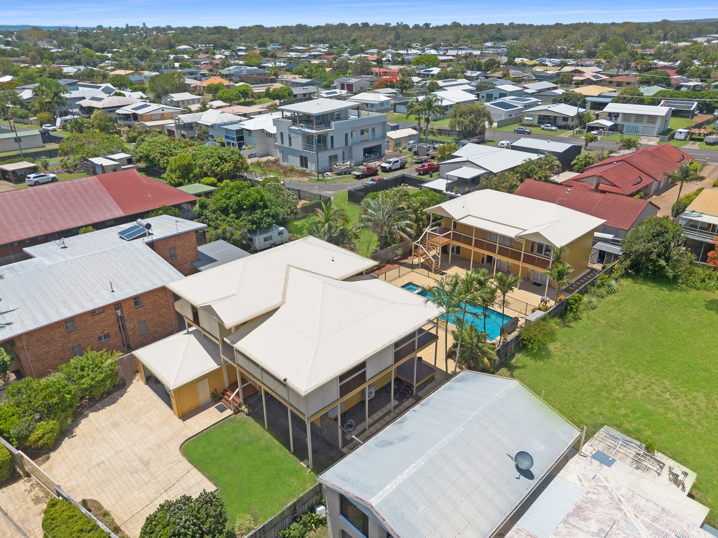 Additional image 41 of 506 Esplanade, Urangan QLD 4655