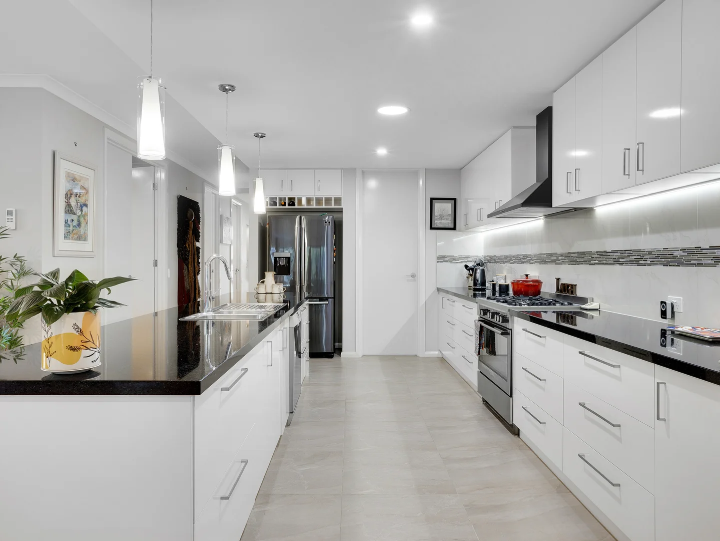 Additional image 3 of 48 Cambridge Drive, Wangaratta VIC 3677