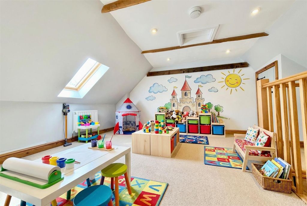 Additional image 13 of 8 bed detached house for saleWashdyke Lane, Fulbeck, Grantham NG32