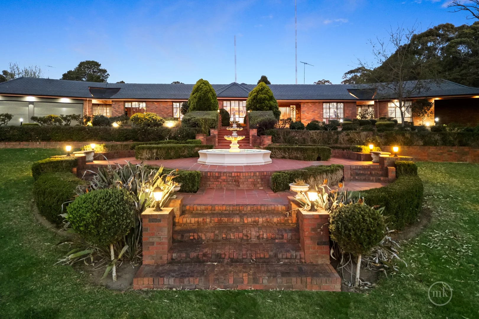 27 Cleveland Avenue, Lower Plenty VIC 3093