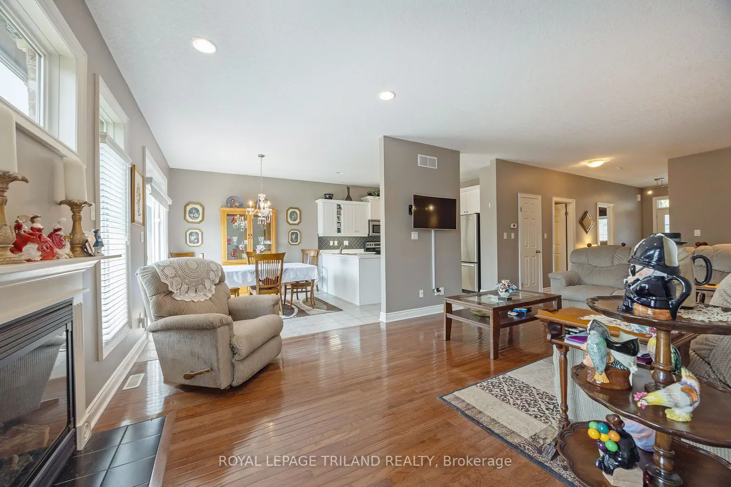 578 Mcgarrell Place 19 photo 4