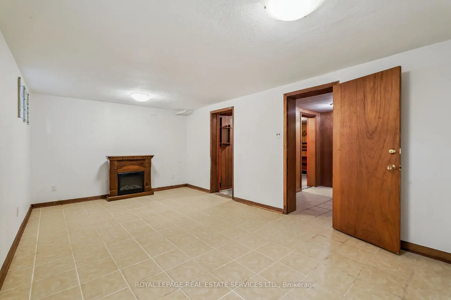 Additional image 15 of 326 Lawrence Avenue
