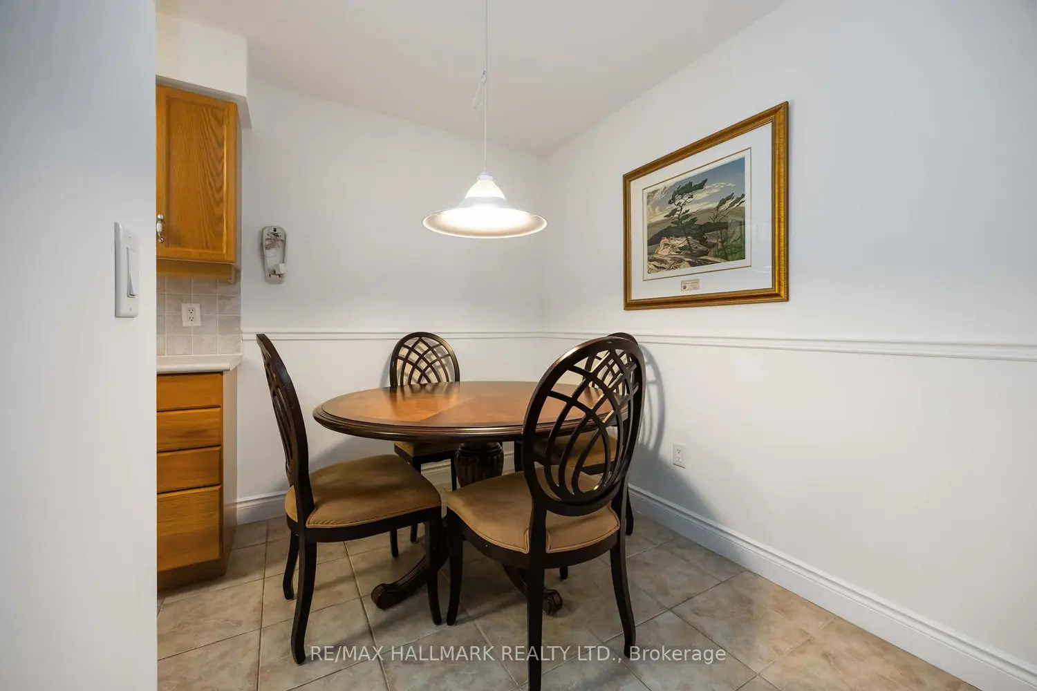 Additional image 10 of 880 Grandview Way 705