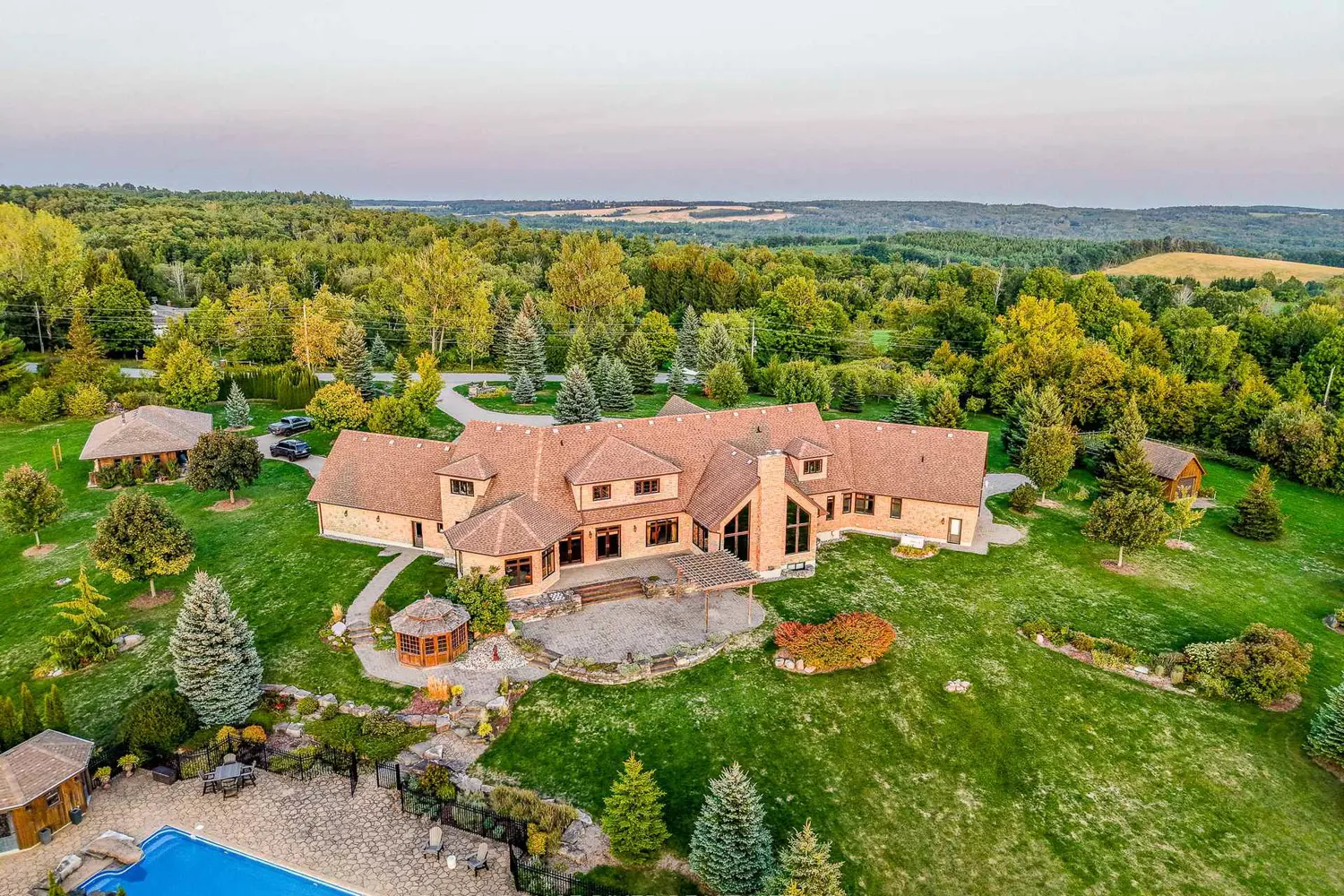 Additional image 2 of 3622 Alnwick Hills Road