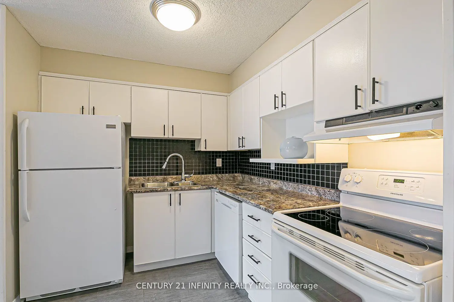 Additional image 6 of 80 Athol Street 306