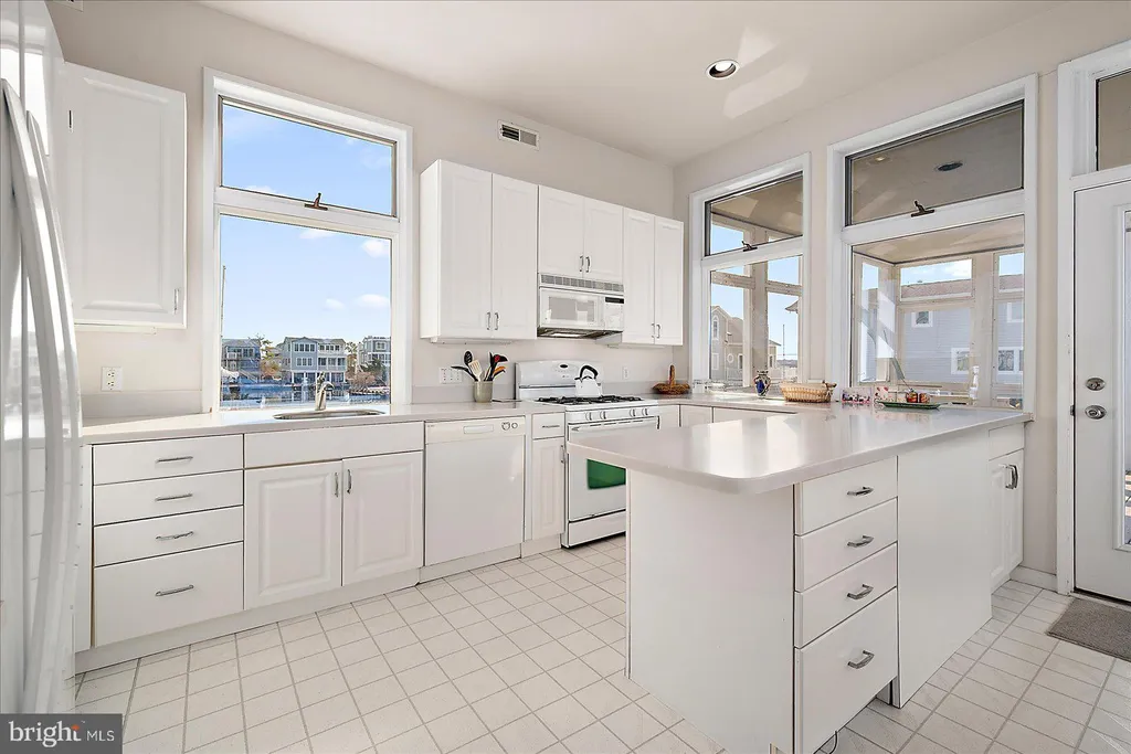 Additional image 13 of 310 W 2nd St, South Bethany, DE 19930