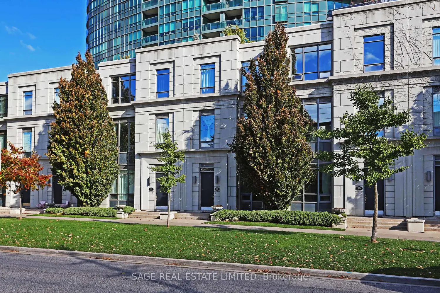 Additional image 2 of 25 Greenview Avenue Th#31