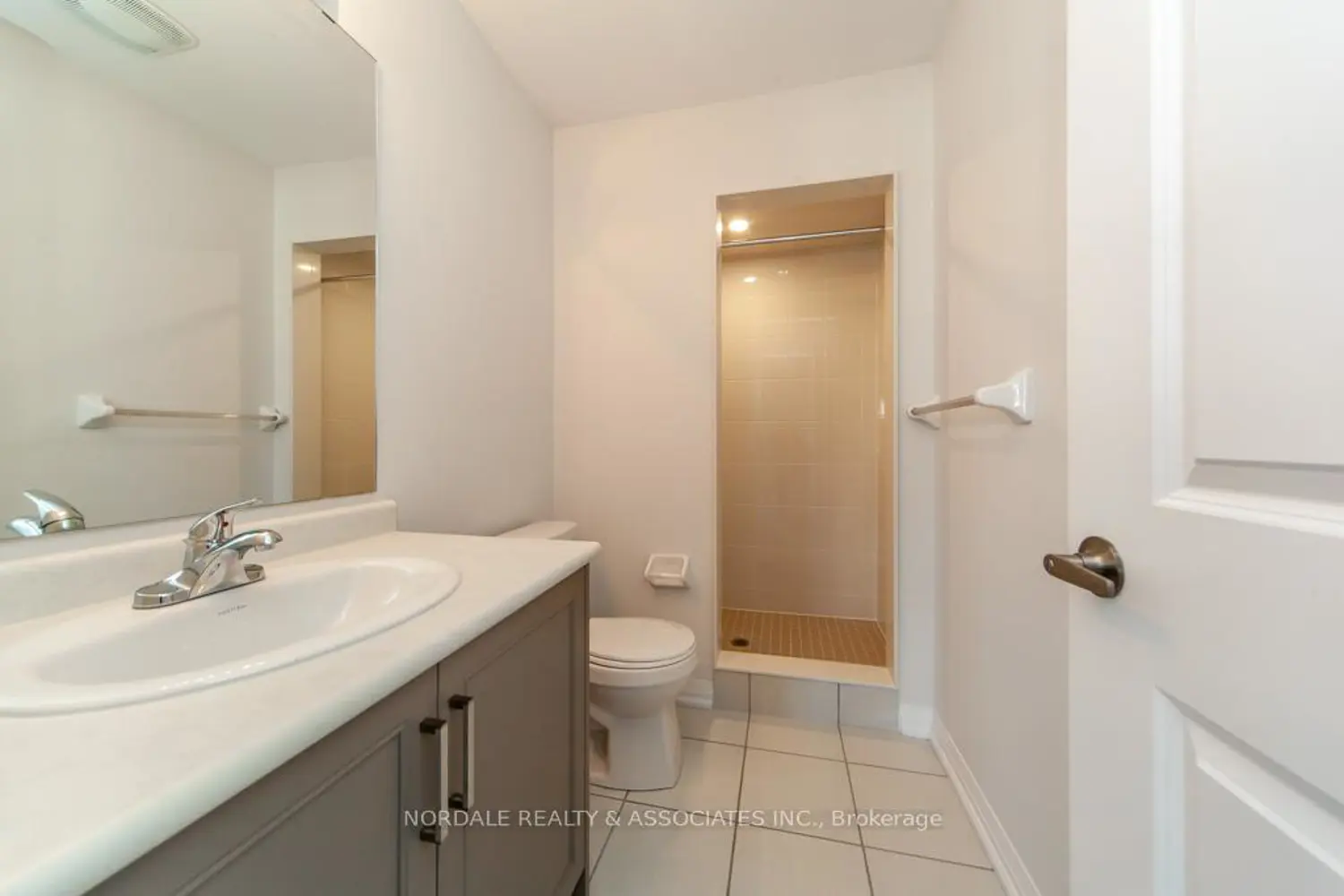 Additional image 20 of 1429 Stovell Crescent