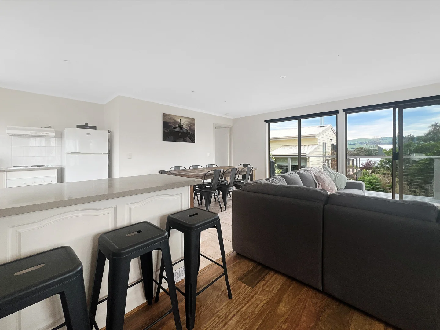 Additional image 7 of 2/9 Great Ocean Road, Marengo VIC 3233