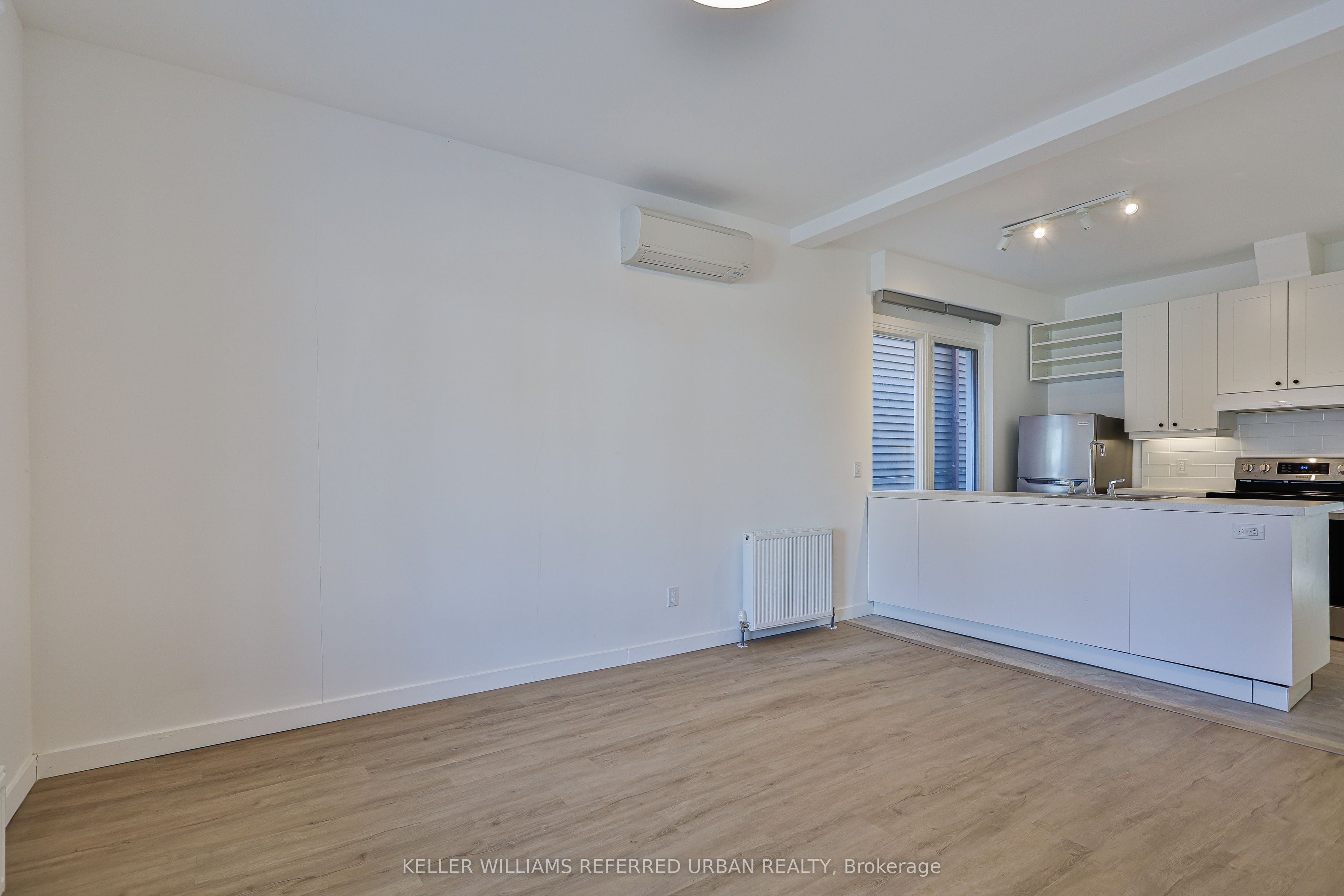 Additional image 6 of Main-786 Gladstone Avenue, Toronto, ON, M6H 3J6
