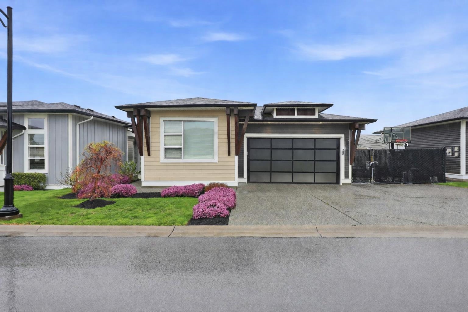 35-46213 Hakweles Road, Chilliwack, BC, V4Z 0C6