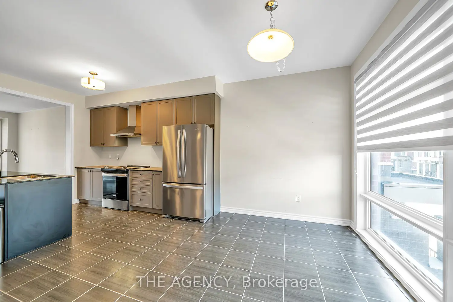 Additional image 4 of 56 Douet Lane