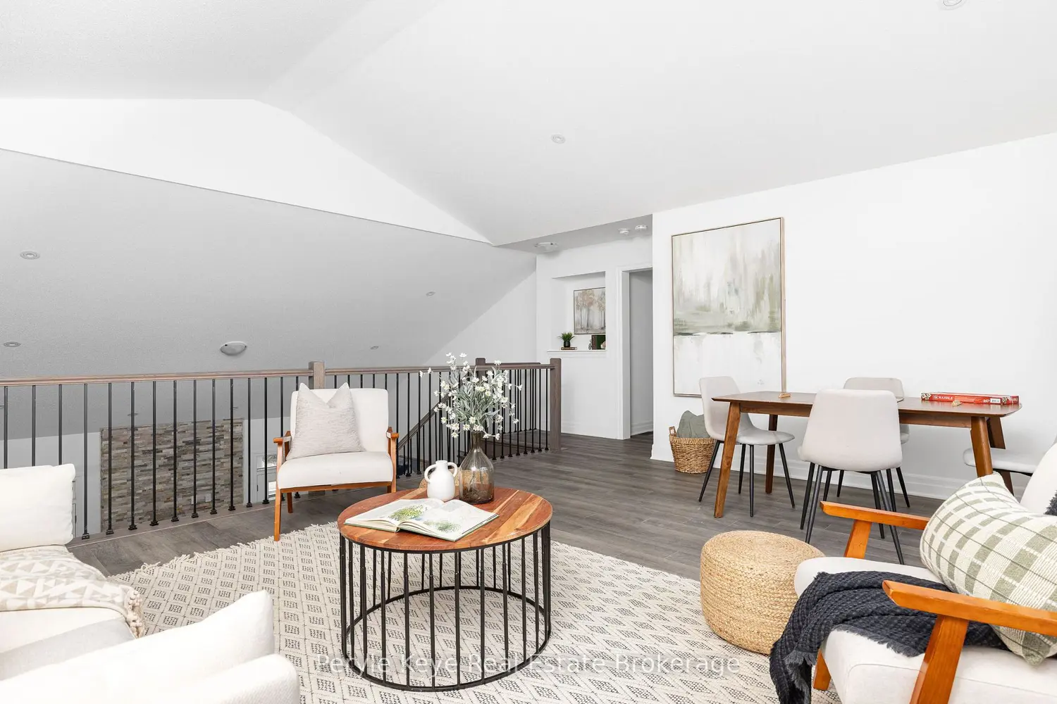 Additional image 11 of 30 Dyer Crescent