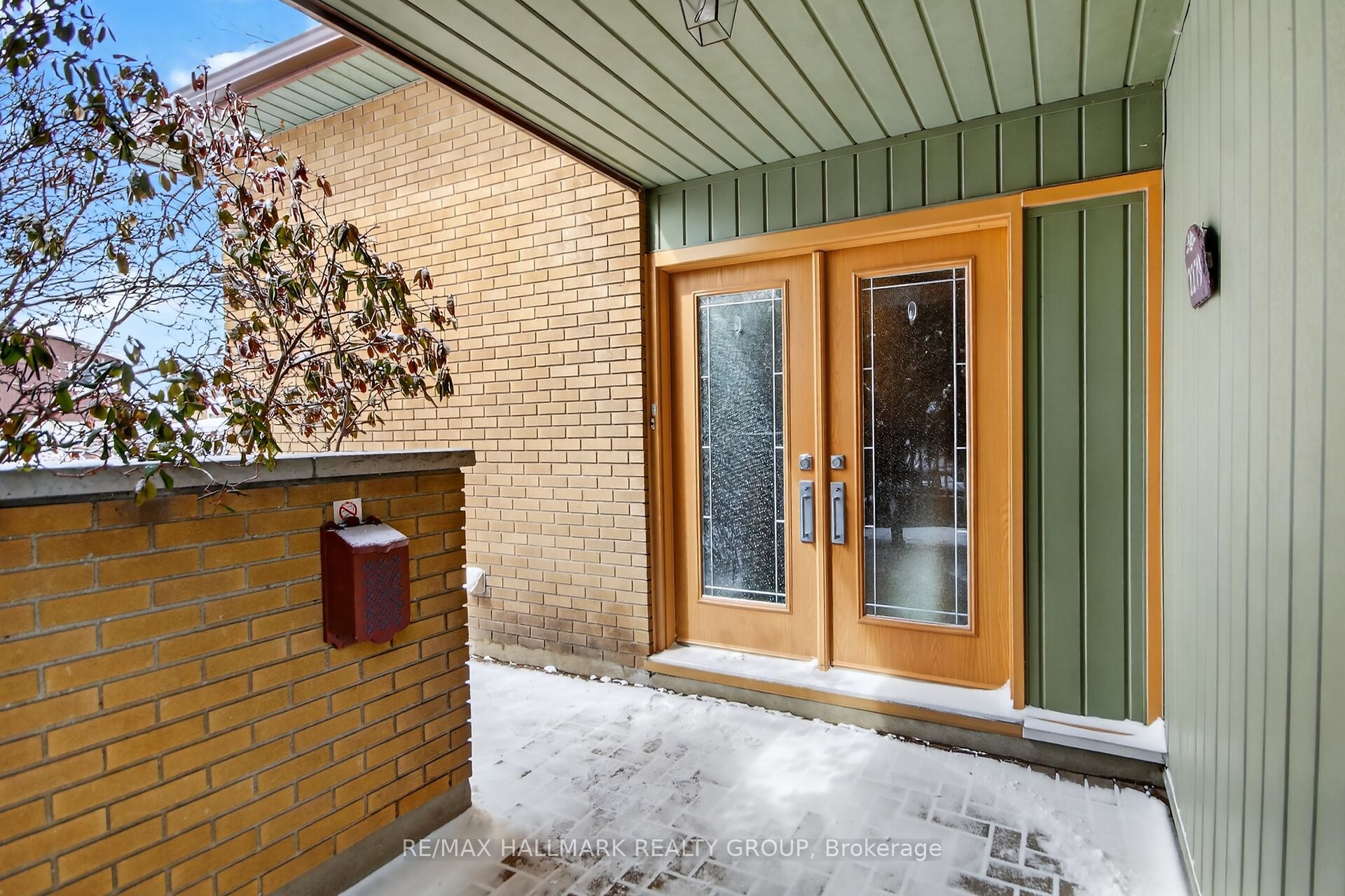 Additional image 3 of 2279 Harding Road, Ottawa, ON, K1G 3B6