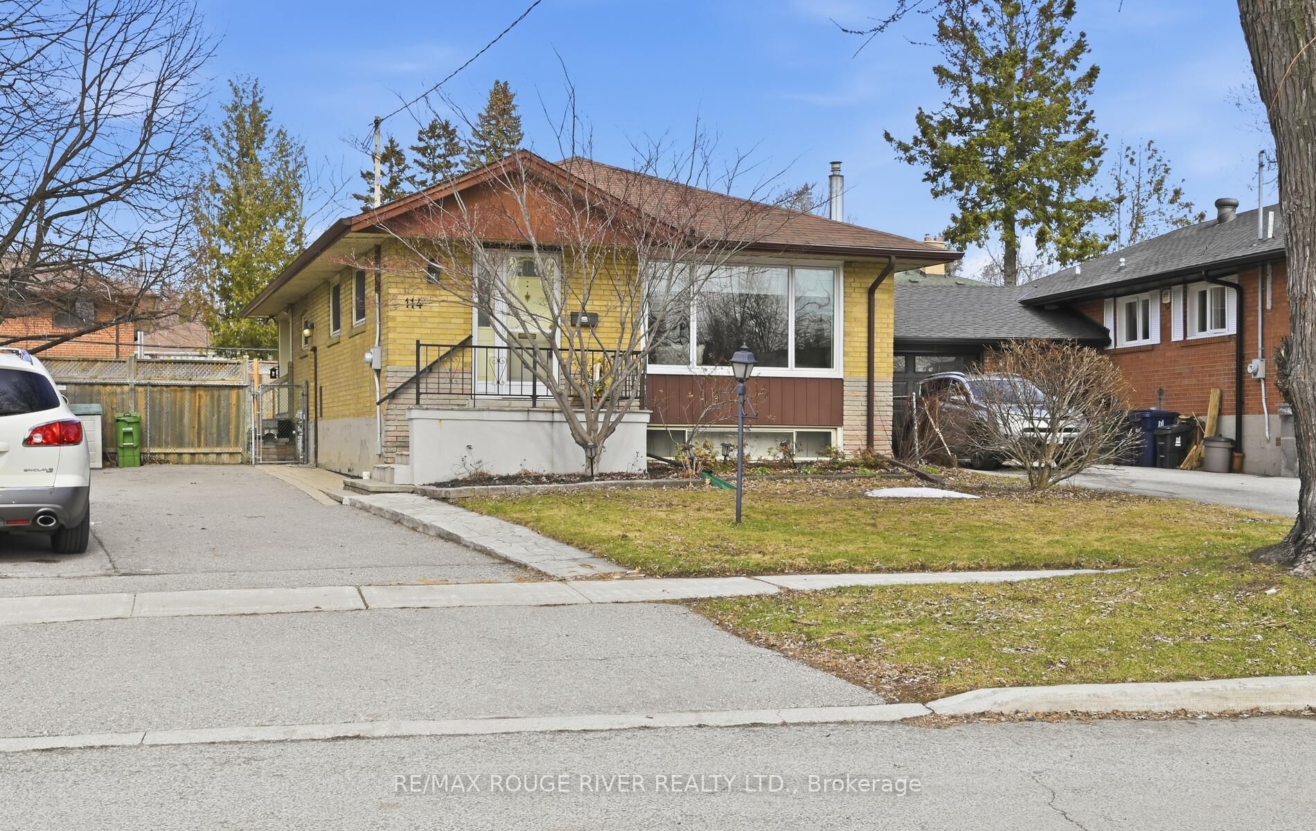 114 Rochman Boulevard, Toronto, ON, M1H 1S2