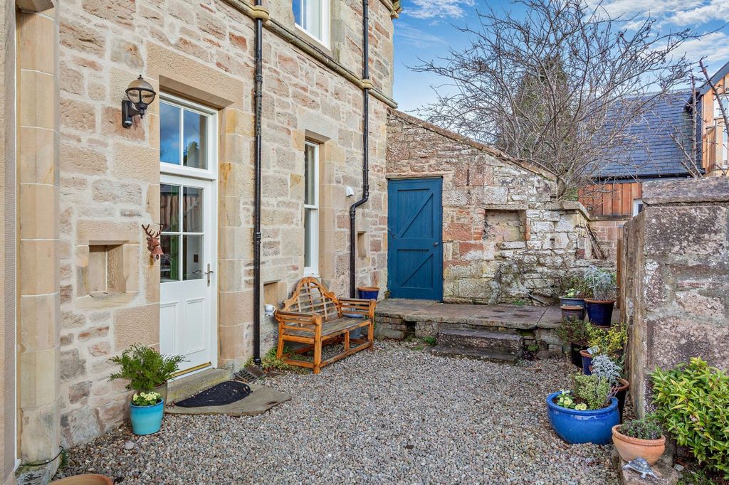 Additional image 10 of 6 bed semi-detached house for saleLadies Walk, Inverness, Highland IV2