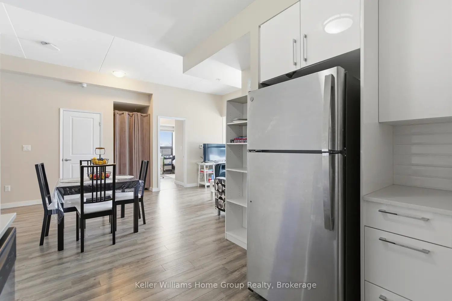 Additional image 3 of 1219 Gordon Street # 106