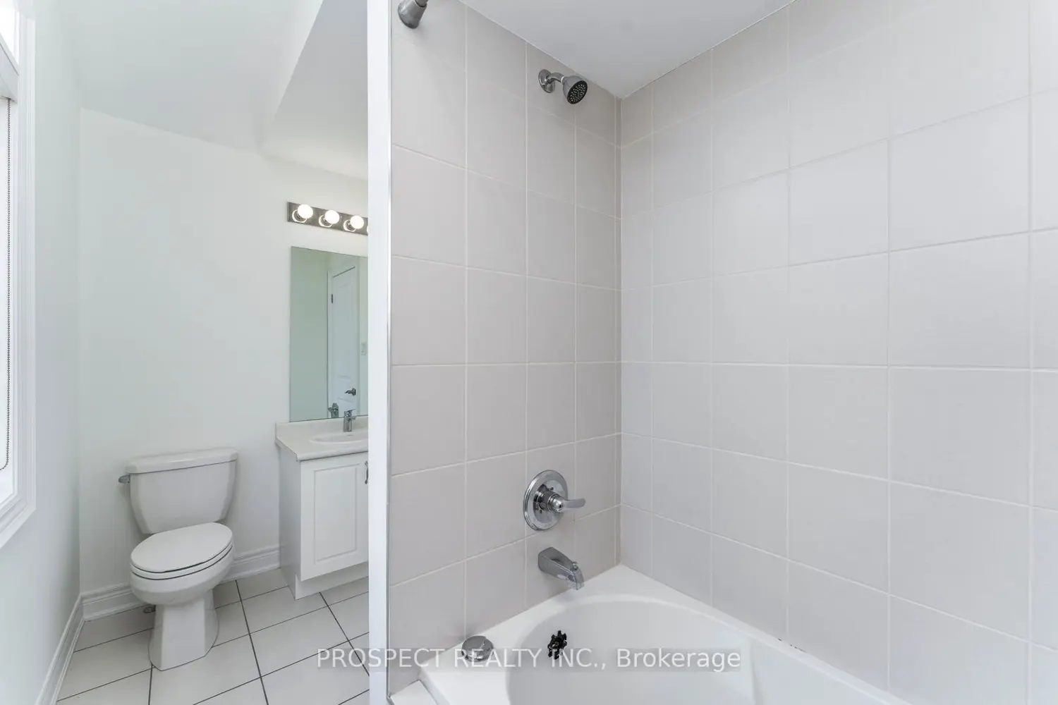 Additional image 13 of 15 Lyle Way