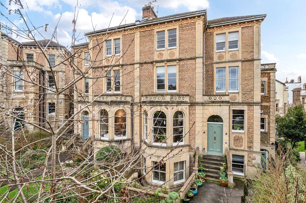 Additional image 21 of 2 bed flat for saleWorcester Crescent, Bristol BS8