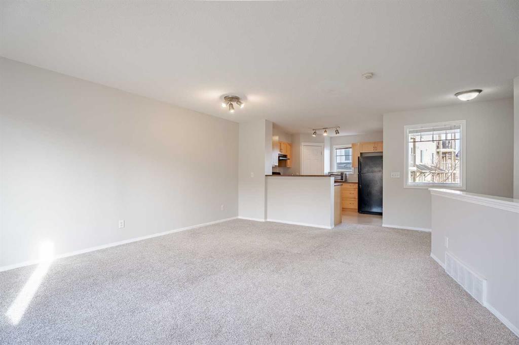 Additional image 5 of 122 Panamount Drive NW, Calgary, AB, T3K 6K3