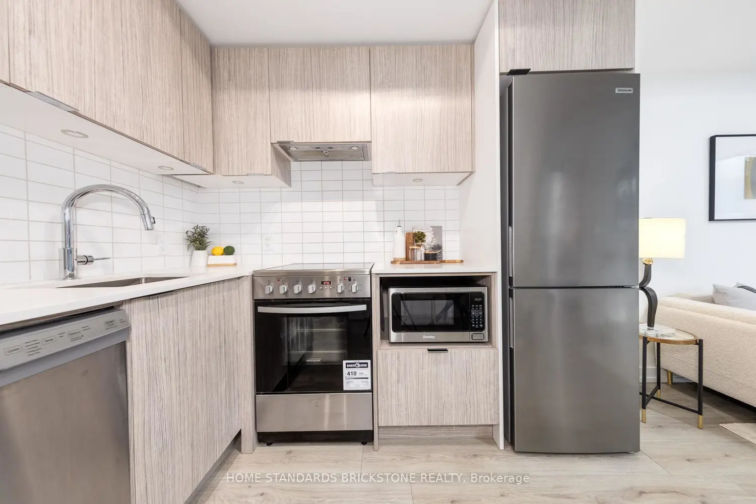 395 Bloor Street 1604
