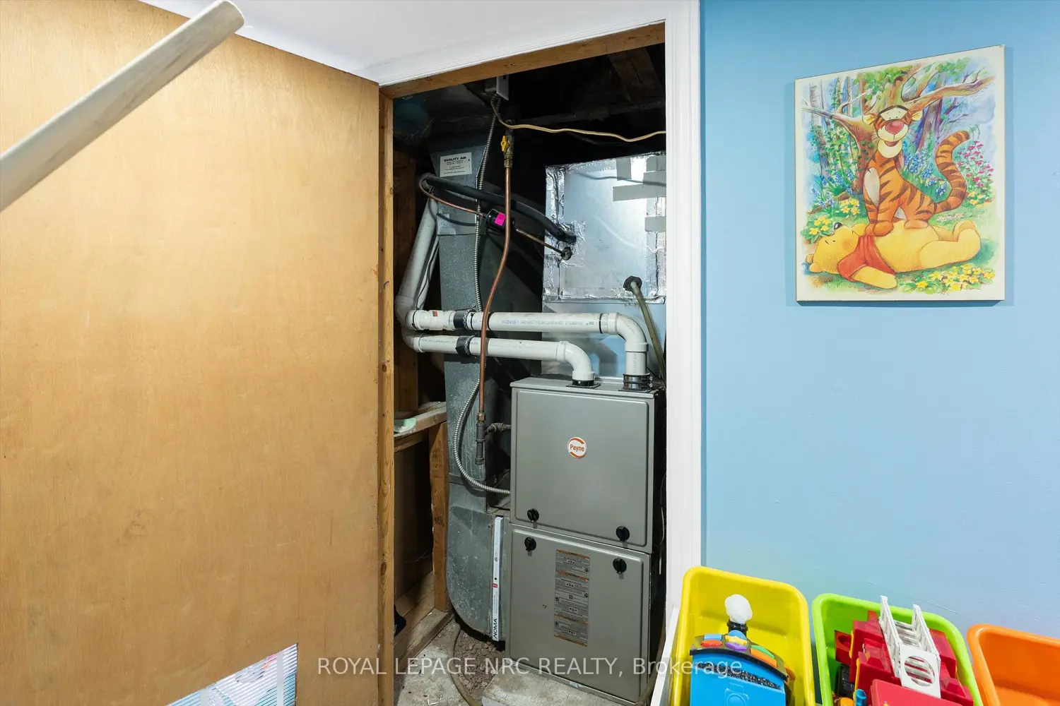 Additional image 17 of 4688 Mcdougall Crescent