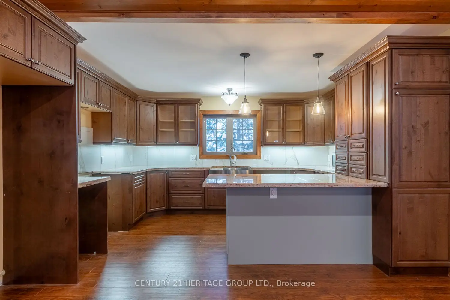 Additional image 8 of 35 Keefer Street