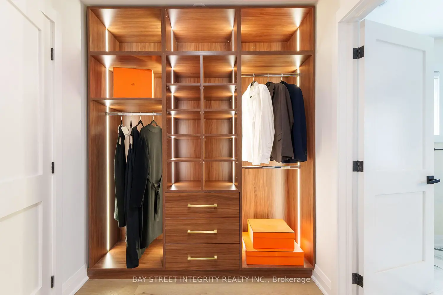 Additional image 9 of 2247 Rodick Road