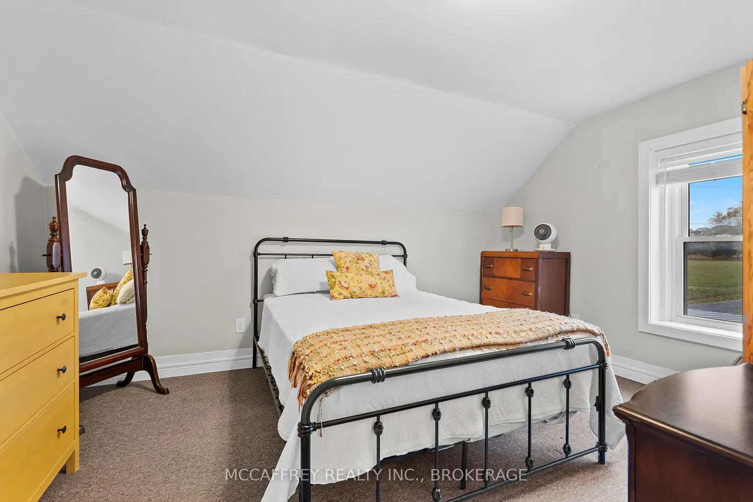 Additional image 12 of 1549 Doyle Road