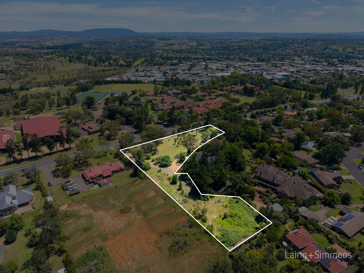 Additional image 2 of 8 Uralla Road, Armidale NSW 2350